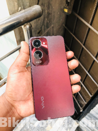 VIVO Y 18
